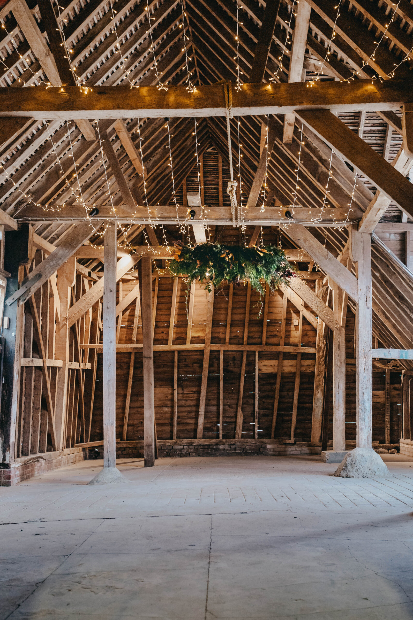 Threshing Barn – PO20 - styled-home-studios